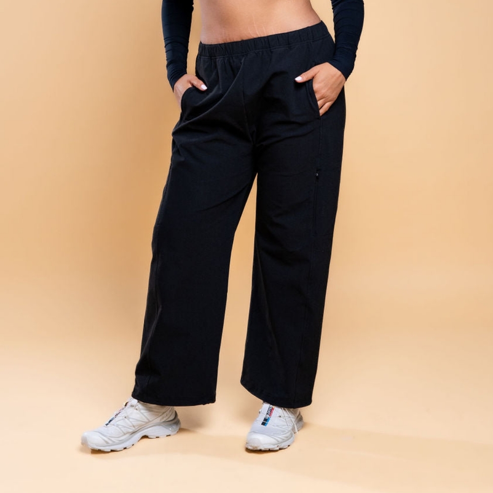 Wondery Outdoors Roam Free Pants - Black - Small